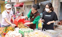 Arroz solidario en un restaurante de Hai Phong