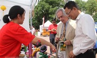 La atracción de la cultura vietnamita en el bazar de la ASEAN en Argentina