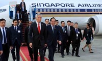 El Primer Ministro de Singapur llega a Hanói para una visita oficial a Vietnam