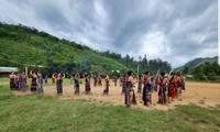 Tung tung da da: la danza tradicional de los Co Tu