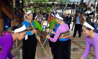 Keng Loong, la danza tradicional de los Thai en Hoa Binh