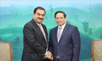 Grupo indio Adani considera invertir diez mil millones de dólares en Vietnam