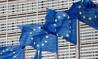 La UE busca establecer una asociación de seguridad y defensa con Japón y Corea del Sur