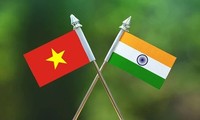 Líderes vietnamitas felicitan a dirigentes de la India por el Día de la Independencia