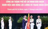 Homenaje a Fuerzas de Seguridad Pública de Ciudad Ho Chi Minh