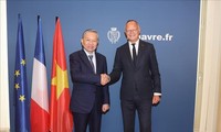 Máximo líder de Vietnam se reúne con el alcalde de la ciudad de Le Havre en Francia