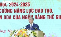 Máximo líder de Vietnam asiste a la ceremonia de apertura del año nuevo escolar de la Academia de Agricultura