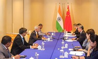 India y China discuten la desescalada de tensiones fronterizas