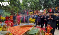 Son La celebra Festival de Ofrendas en el Templo de Dos Señoras Trung