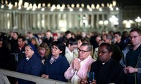 La salud del Papa Francisco se mantiene estable y en recuperación