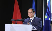 El primer ministro aboga por una cooperación estrecha entre las empresas de Vietnam y Francia