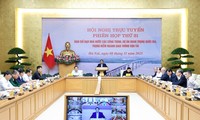 Gobierno vietnamita revisa el avance de los grandes proyectos de transporte