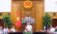 Premier vietnamita se reúne con las autoridades de Binh Thuan 