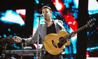 Luis Fonsi y sus hits en Vietnam