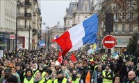 Manifestaciones de “Chalecos Amarillos” siguen en Francia