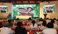 Conferencia sobre el desarrollo de la industria de café de Vietnam