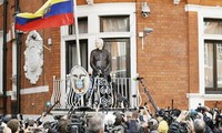 Arrestan a Julian Assange en Reino Unido 