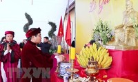 Vietnamitas en Polonia rinden tributo a los fundadores del país 