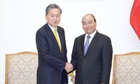 Premier de Vietnam recibe a director de Instituto de Investigación de Asia Oriental de Japón