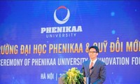 Viceprimer ministro de Vietnam urge a invertir en capacitación de recursos humanos 