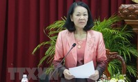 Alta funcionaria de Vietnam recibe a delegación de la Diócesis de Hung Hoa