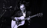 Clásicas canciones del músico Quang Loc