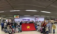 Ciudadanos vietnamitas repatriados desde el suroeste de Asia