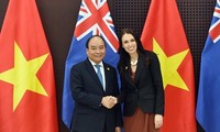 Premier de Vietnam sostendrá conversaciones en línea con primera ministra de Nueva Zelanda