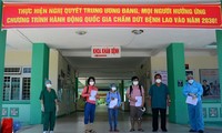 Más pacientes vietnamitas de covid-19 reciben el alta médica