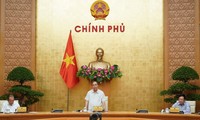 Primer ministro de Vietnam llama preparación para una larga batalla contra el covid-19