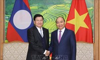 Primer ministro de Laos concluye su visita a Vietnam