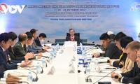 Vietnam comparte experiencias sobre recuperación económica en la etapa postcovid-19