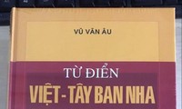 Publican por primera vez en Vietnam un diccionario vietnamita - español