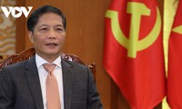 Debaten la aceleración de la industrialización y modernización de Vietnam