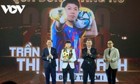 Hoang Duc y Kim Thanh ganan Balón de Oro de Vietnam 2023