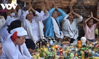 Celebran en Nha Trang Festival de la Torre Ponagar 2024