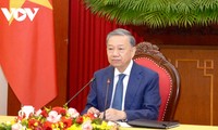 Líder político de Vietnam sostiene llamada telefónica con Presidente de Rusia