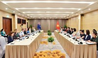 Vietnam y Australia mantienen diálogo sobre diplomacia y defensa en Hanói