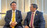 Premier de Vietnam sostiene conversaciones con líderes del mundo al margen de la Cumbre de G20