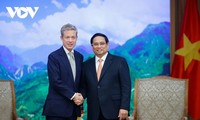 Primer Ministro de Vietnam recibe a fundador y presidente de Berggruen Holdings