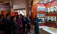 Inauguran exposición “Partido Comunista de Vietnam - 95 años acompañando a la nación”