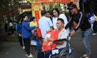 Casi 8 millones de regalos del Tet para los necesitados en Vietnam