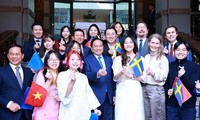 Premier de Vietnam visita la Escuela de Economía de Estocolmo