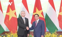 Vietnam y Hungría aspiran a duplicar su comercio bilateral