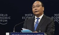 2018 WEF ASEAN举行题为“东盟在第四次工业革命中的各项优先”的全体会议