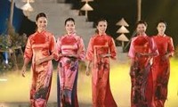 越南语讲座：Tại cửa hàng quần áo 在服装店