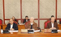 阮富仲主持政治局新冠肺炎疫情防控会议