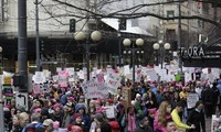  États-Unis: la nouvelle “Marche des femmes” réunit des dizaines de milliers de manifestants