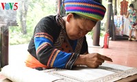 La passementerie des Mong bariolés au patrimoine national