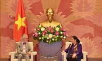 L’ancien secrétaire général de l’UIP reçu par Tong Thi Phong 